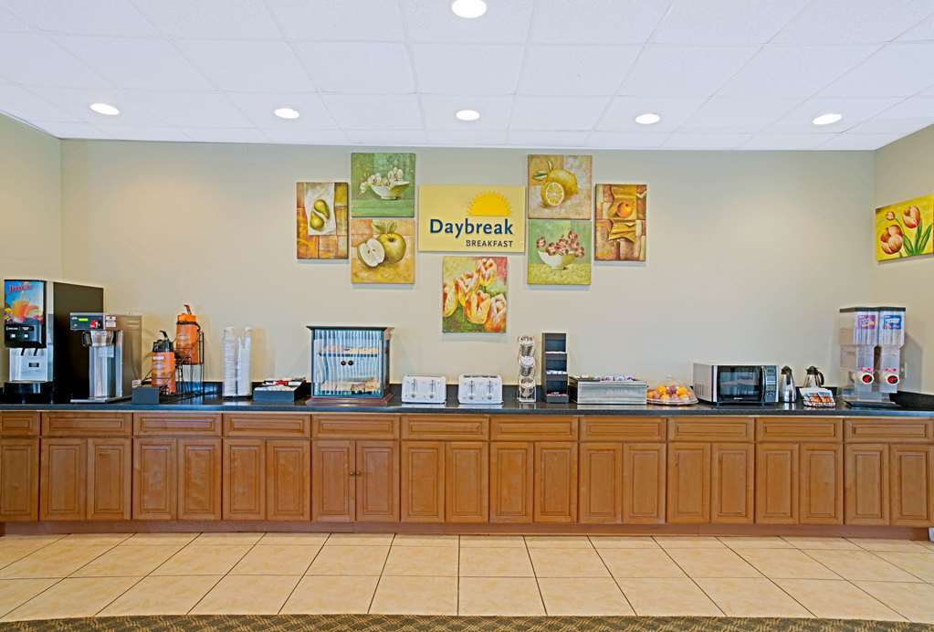 Days Inn & Suites By Wyndham Clermont Facilidades foto